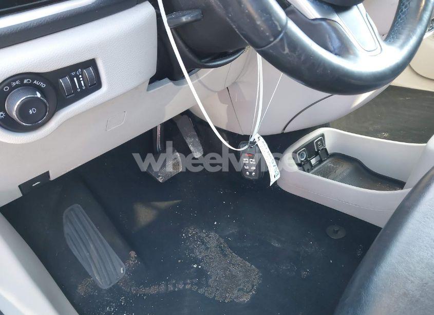 Photo 11 of 2021 Chrysler Pacifica TOURING L (VIN 2C4RC1BG5MR527381)