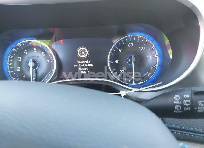 Photo 7 of 2021 Chrysler Pacifica TOURING L (VIN 2C4RC1BG5MR527381)