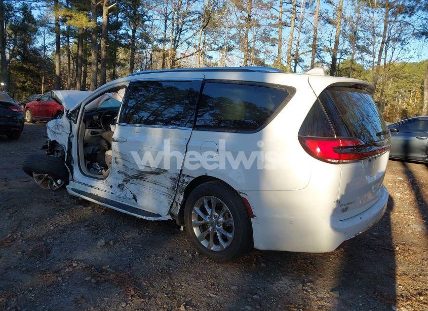 Photo 3 of 2021 Chrysler Pacifica TOURING L (VIN 2C4RC1BG5MR598984)