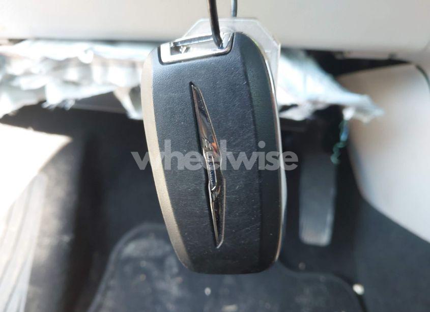 Photo 11 of 2022 Chrysler Pacifica TOURING L (VIN 2C4RC1BG5NR151928)