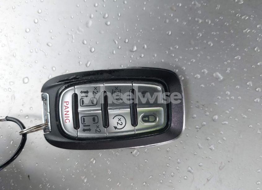 Photo 11 of 2022 Chrysler Pacifica TOURING L (VIN 2C4RC1BG5NR160824)