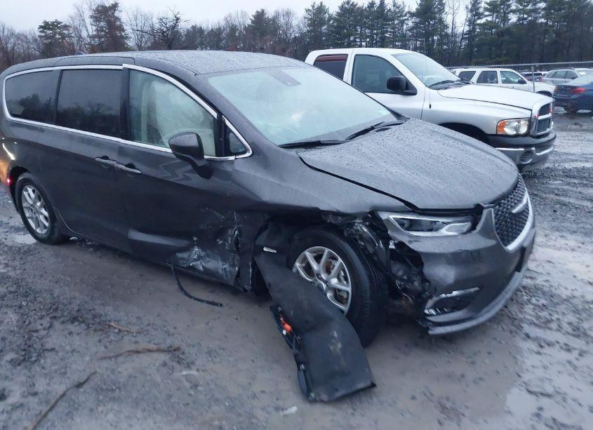 2023 Chrysler Pacifica TOURING L (VIN 2C4RC1BG5PR502341) main photo