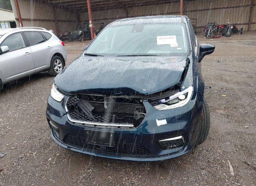 Photo 6 of 2023 Chrysler Pacifica TOURING L (VIN 2C4RC1BG5PR624021)