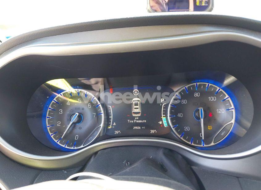 Photo 7 of 2024 Chrysler Pacifica TOURING L (VIN 2C4RC1BG5RR120118)