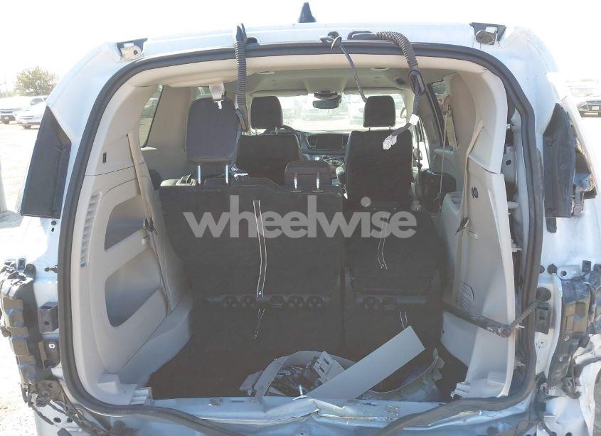 Photo 8 of 2024 Chrysler Pacifica TOURING L (VIN 2C4RC1BG5RR120118)