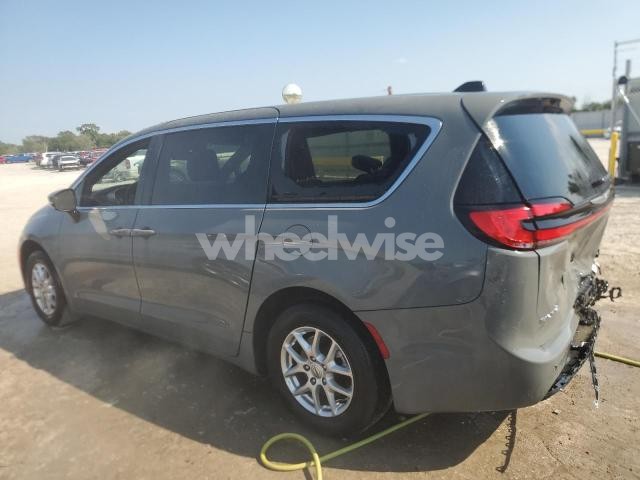 Photo 5 of 2025 CHRYSLER PACIFICA SELECT N/A (VIN 2C4RC1BG5SR542606)