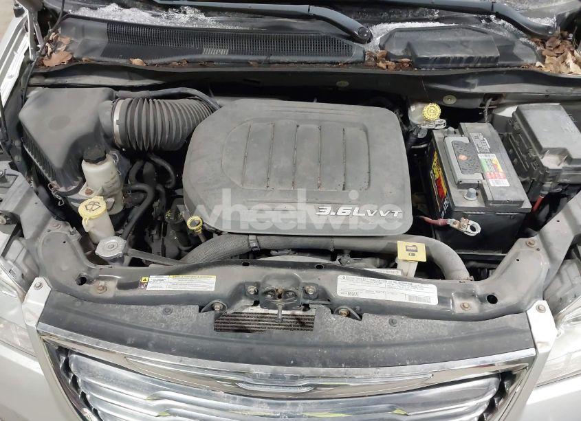 Photo 10 of 2012 Chrysler Town & COUNTRY TOURING (VIN 2C4RC1BG6CR126114)