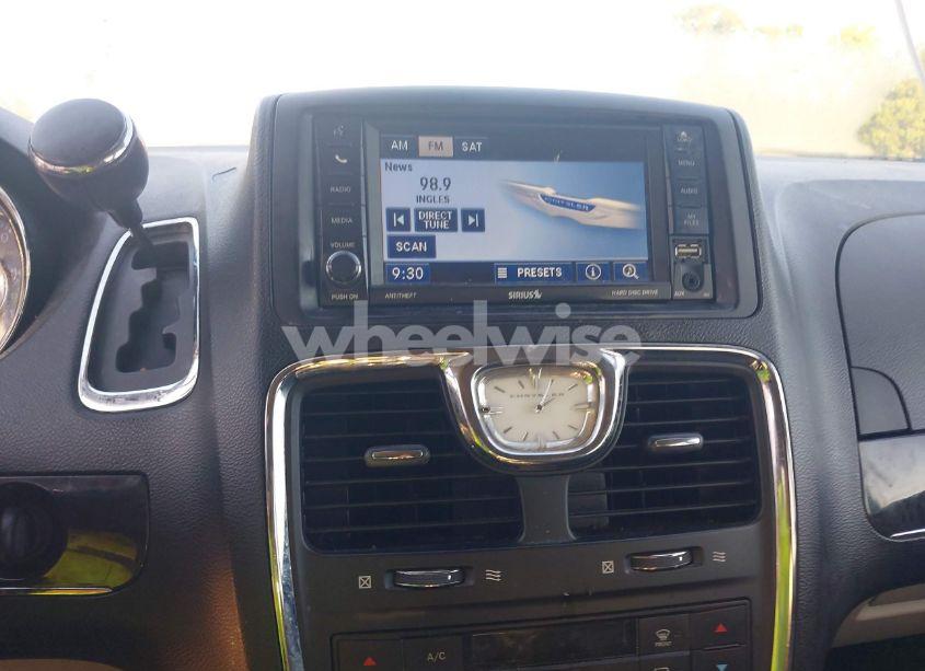 Photo 13 of 2012 Chrysler Town & COUNTRY TOURING (VIN 2C4RC1BG6CR126517)