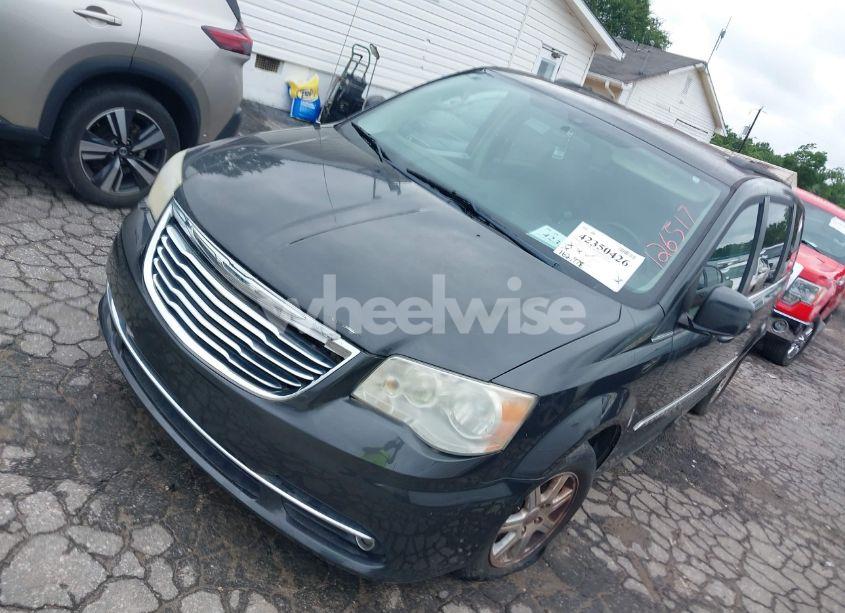 Photo 2 of 2012 Chrysler Town & COUNTRY TOURING (VIN 2C4RC1BG6CR126517)