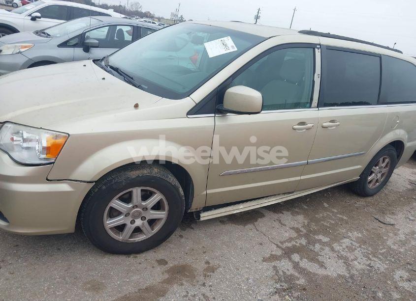 Photo 6 of 2012 Chrysler Town & COUNTRY TOURING (VIN 2C4RC1BG6CR138280)