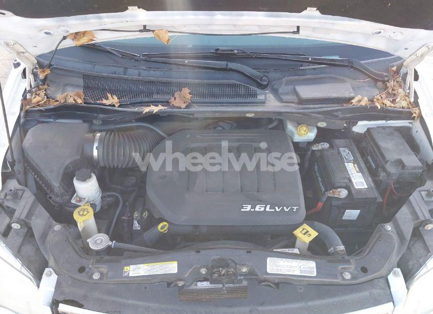 Photo 10 of 2013 Chrysler Town & COUNTRY TOURING (VIN 2C4RC1BG6DR540964)