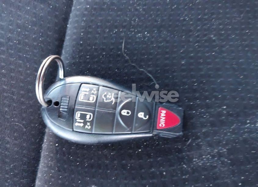 Photo 11 of 2013 Chrysler Town & COUNTRY TOURING (VIN 2C4RC1BG6DR540964)