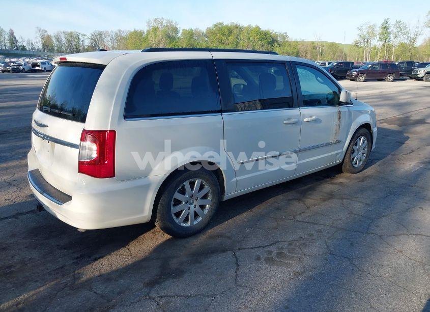 Photo 4 of 2013 Chrysler Town & COUNTRY TOURING (VIN 2C4RC1BG6DR540964)