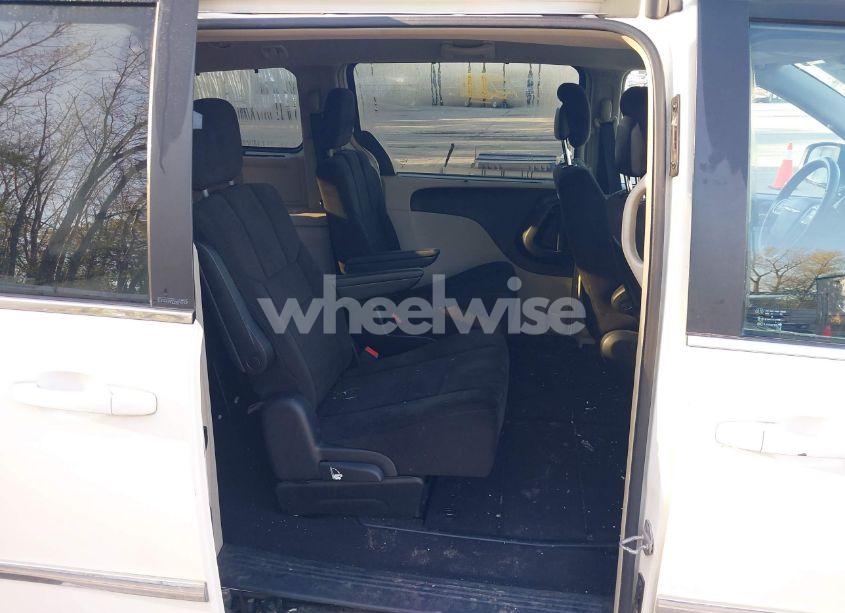 Photo 8 of 2013 Chrysler Town & COUNTRY TOURING (VIN 2C4RC1BG6DR540964)