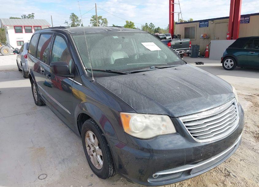 2013 Chrysler Town & COUNTRY TOURING (VIN 2C4RC1BG6DR595110) main photo