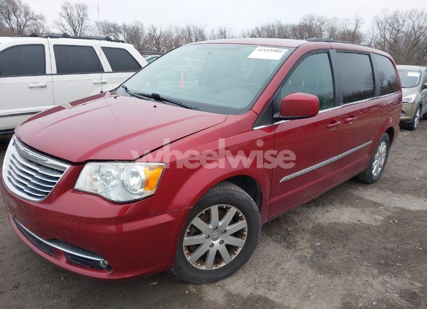 Photo 2 of 2013 Chrysler Town & COUNTRY TOURING (VIN 2C4RC1BG6DR595592)