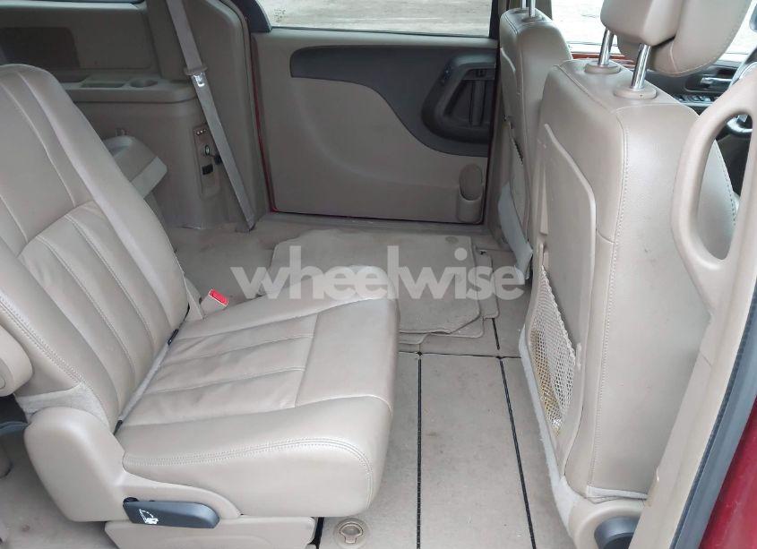 Photo 8 of 2013 Chrysler Town & COUNTRY TOURING (VIN 2C4RC1BG6DR595592)