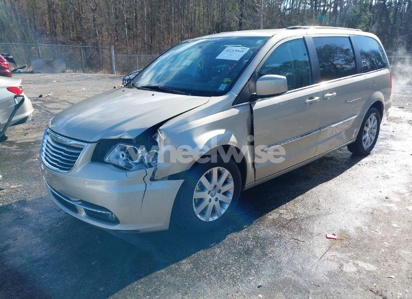 Photo 2 of 2013 Chrysler Town & COUNTRY TOURING (VIN 2C4RC1BG6DR605618)