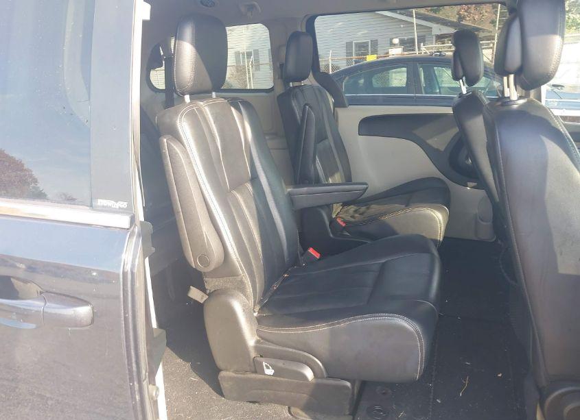 Photo 8 of 2013 Chrysler Town & COUNTRY TOURING (VIN 2C4RC1BG6DR677032)