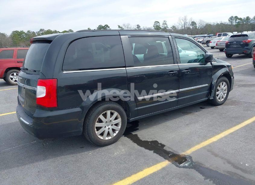 Photo 4 of 2013 Chrysler Town & COUNTRY TOURING (VIN 2C4RC1BG6DR692663)