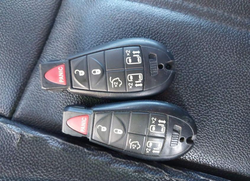 Photo 11 of 2013 Chrysler Town & COUNTRY TOURING (VIN 2C4RC1BG6DR706755)