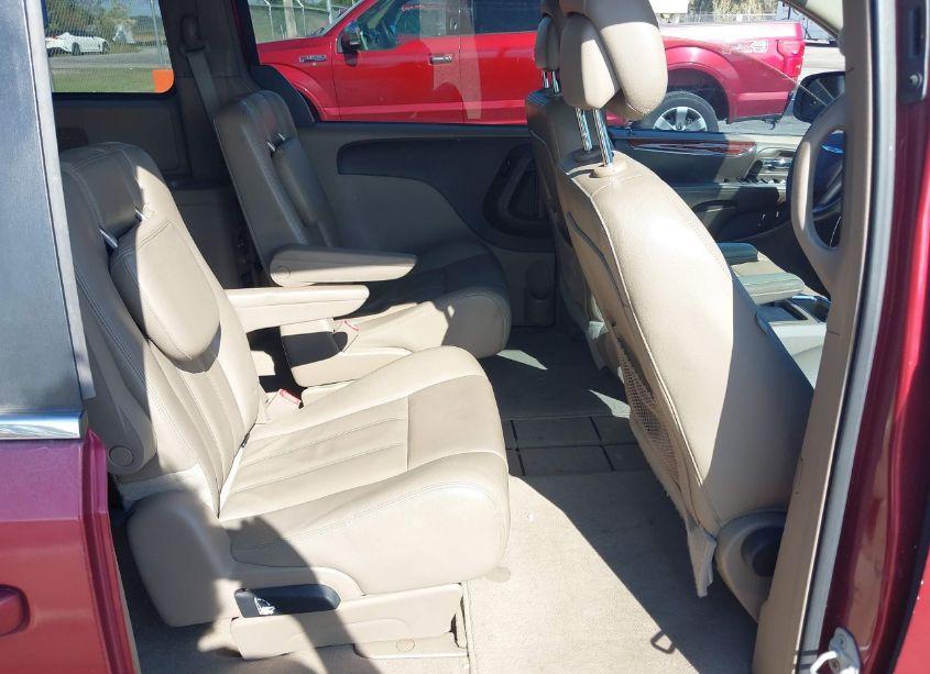 Photo 8 of 2013 Chrysler Town & COUNTRY TOURING (VIN 2C4RC1BG6DR709316)