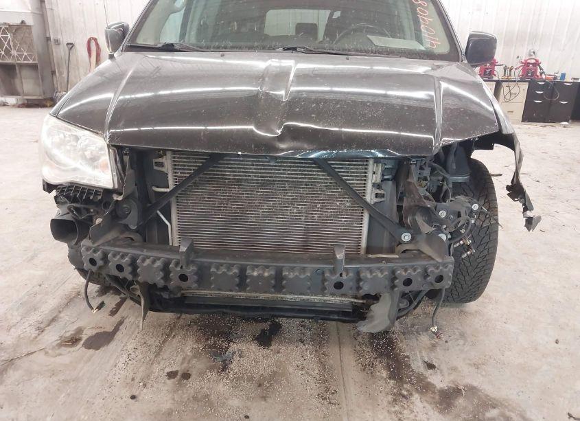 Photo 6 of 2014 Chrysler Town & COUNTRY TOURING (VIN 2C4RC1BG6ER125063)