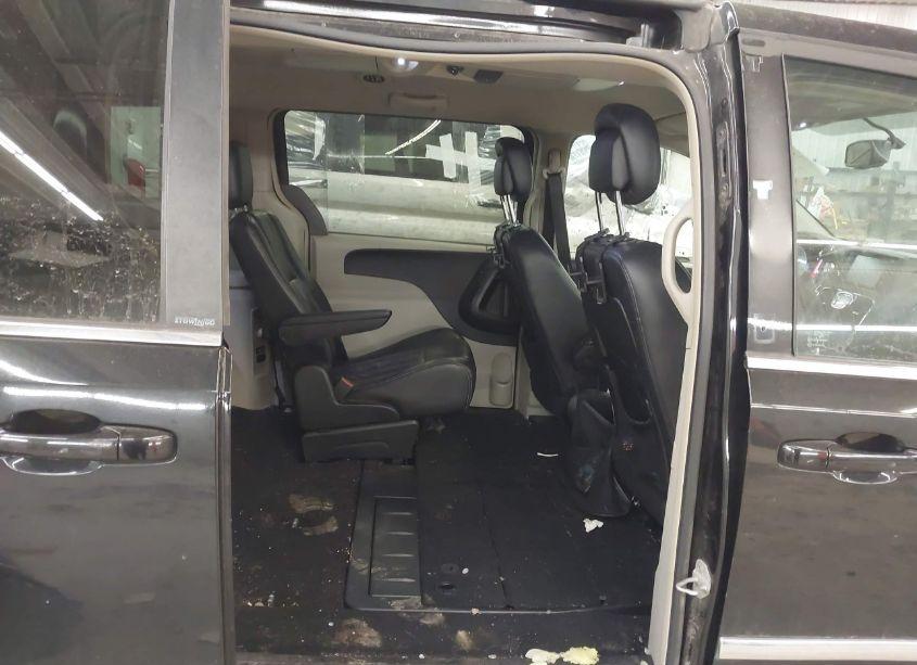 Photo 8 of 2014 Chrysler Town & COUNTRY TOURING (VIN 2C4RC1BG6ER125063)