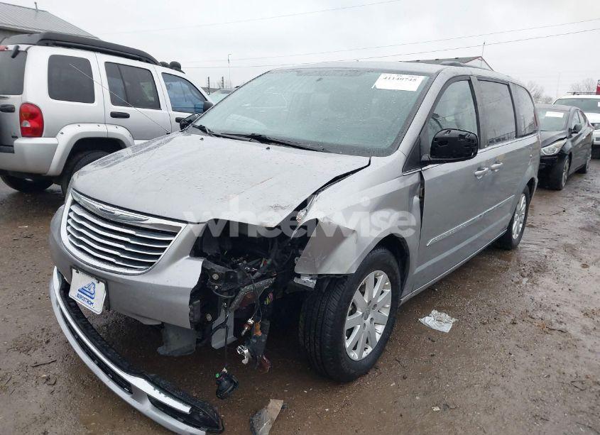 Photo 2 of 2014 Chrysler Town & COUNTRY TOURING (VIN 2C4RC1BG6ER126813)