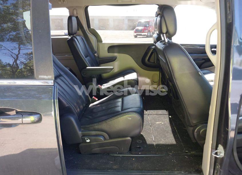 Photo 8 of 2014 Chrysler Town & COUNTRY TOURING (VIN 2C4RC1BG6ER160282)