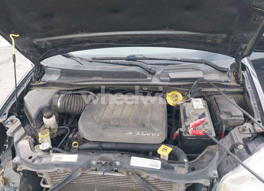 Photo 10 of 2014 Chrysler Town & COUNTRY TOURING (VIN 2C4RC1BG6ER189216)