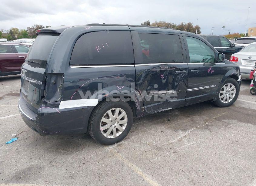 Photo 4 of 2014 Chrysler Town & COUNTRY TOURING (VIN 2C4RC1BG6ER189216)