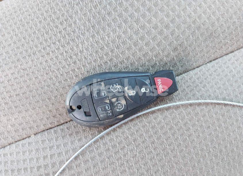 Photo 11 of 2014 Chrysler Town & COUNTRY TOURING (VIN 2C4RC1BG6ER196392)