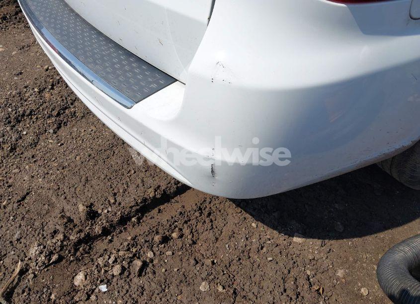 Photo 6 of 2014 Chrysler Town & COUNTRY TOURING (VIN 2C4RC1BG6ER196392)