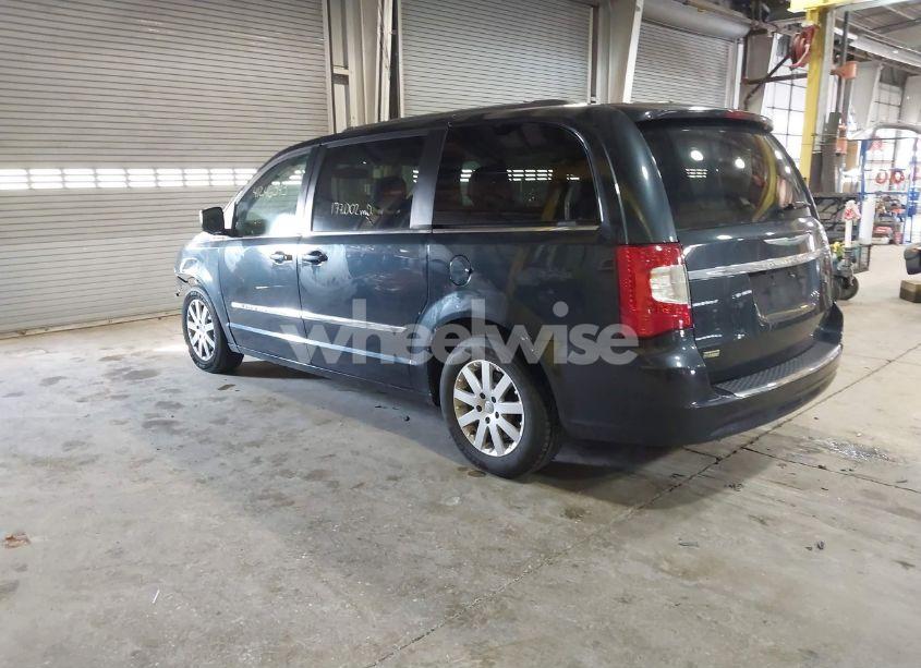 Photo 3 of 2014 Chrysler Town & COUNTRY TOURING (VIN 2C4RC1BG6ER204555)