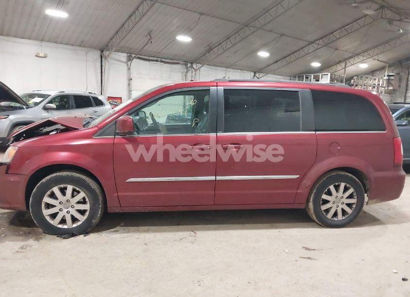 Photo 14 of 2014 Chrysler Town & COUNTRY TOURING (VIN 2C4RC1BG6ER216429)