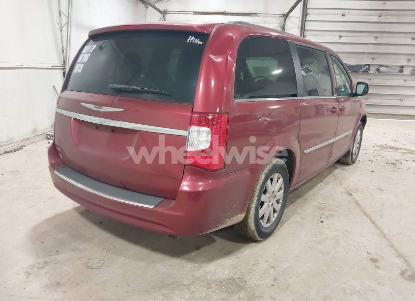 Photo 4 of 2014 Chrysler Town & COUNTRY TOURING (VIN 2C4RC1BG6ER216429)