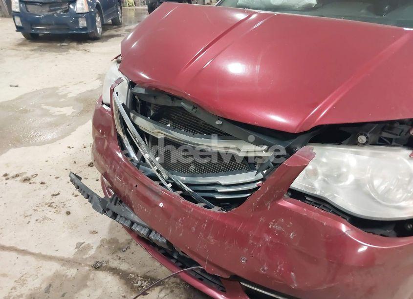 Photo 6 of 2014 Chrysler Town & COUNTRY TOURING (VIN 2C4RC1BG6ER216429)