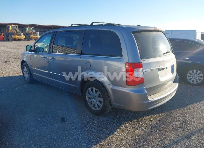 Photo 3 of 2014 Chrysler Town & COUNTRY TOURING (VIN 2C4RC1BG6ER234378)