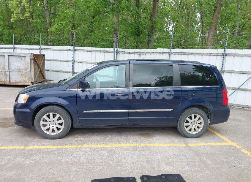 Photo 14 of 2014 Chrysler Town & COUNTRY TOURING (VIN 2C4RC1BG6ER256249)