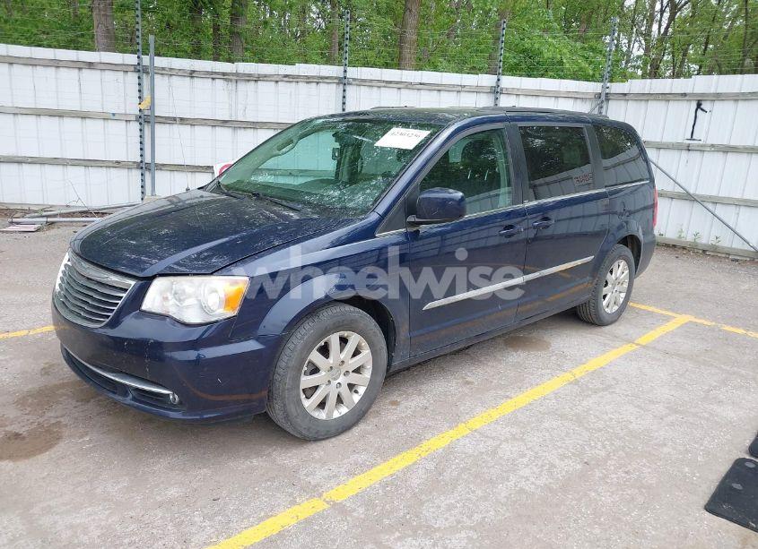 Photo 2 of 2014 Chrysler Town & COUNTRY TOURING (VIN 2C4RC1BG6ER256249)