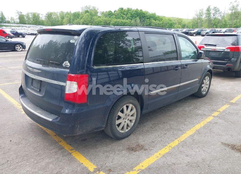 Photo 4 of 2014 Chrysler Town & COUNTRY TOURING (VIN 2C4RC1BG6ER256249)