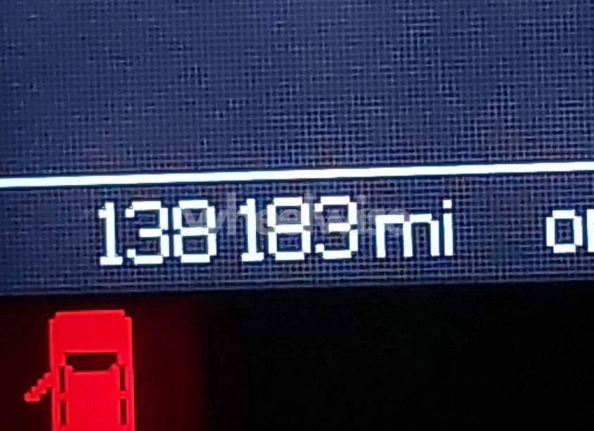 Photo 15 of 2014 Chrysler Town & COUNTRY TOURING (VIN 2C4RC1BG6ER295410)