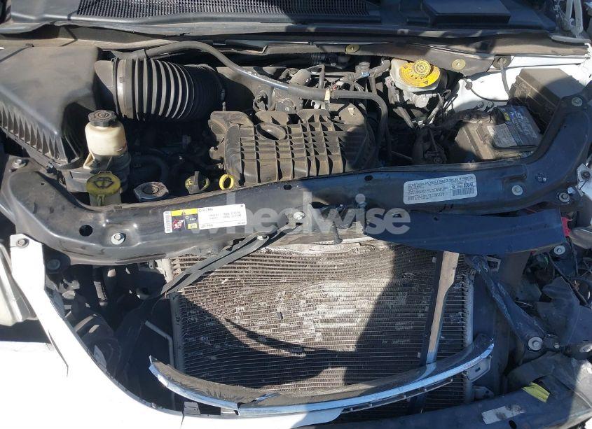 Photo 10 of 2014 Chrysler Town & COUNTRY TOURING (VIN 2C4RC1BG6ER312786)