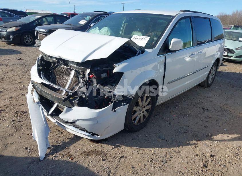 Photo 2 of 2014 Chrysler Town & COUNTRY TOURING (VIN 2C4RC1BG6ER312786)