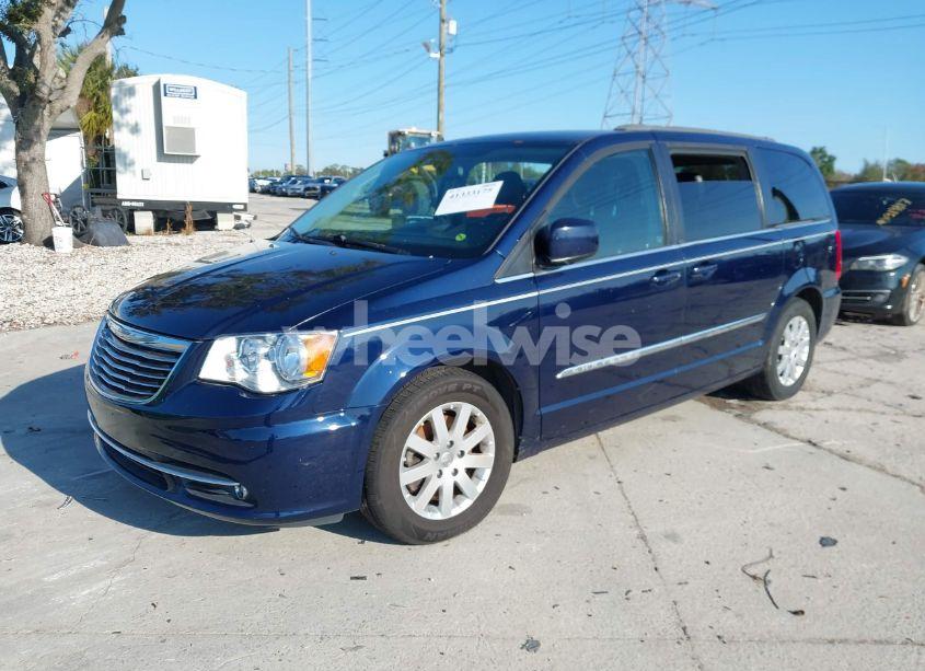 Photo 2 of 2014 Chrysler Town & COUNTRY TOURING (VIN 2C4RC1BG6ER317664)