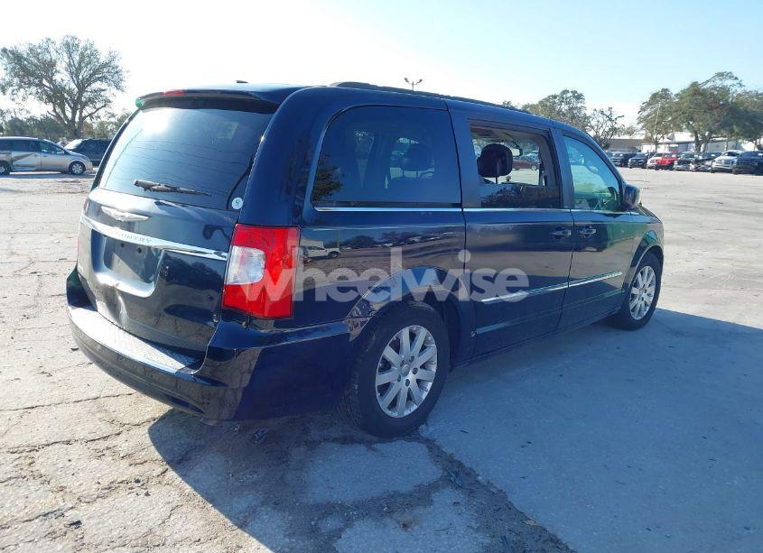 Photo 4 of 2014 Chrysler Town & COUNTRY TOURING (VIN 2C4RC1BG6ER317664)