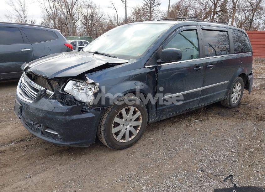 Photo 2 of 2014 Chrysler Town & COUNTRY TOURING (VIN 2C4RC1BG6ER345481)