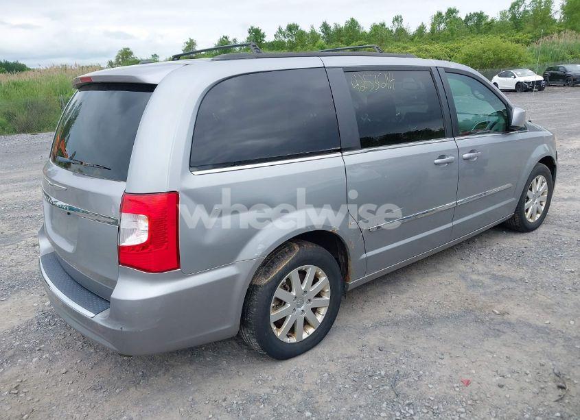 Photo 4 of 2014 Chrysler Town & COUNTRY TOURING (VIN 2C4RC1BG6ER357615)