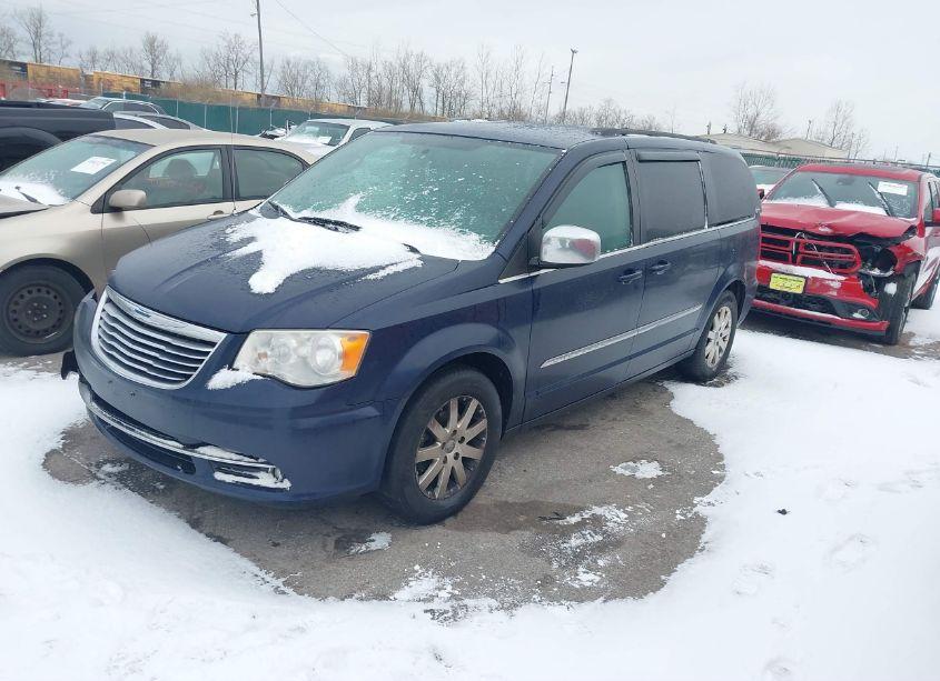 Photo 2 of 2014 Chrysler Town & COUNTRY TOURING (VIN 2C4RC1BG6ER374351)